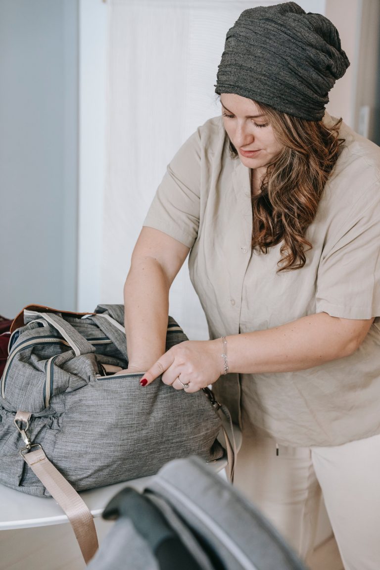 Hospital Bag Essentials for Moms-To-Be
