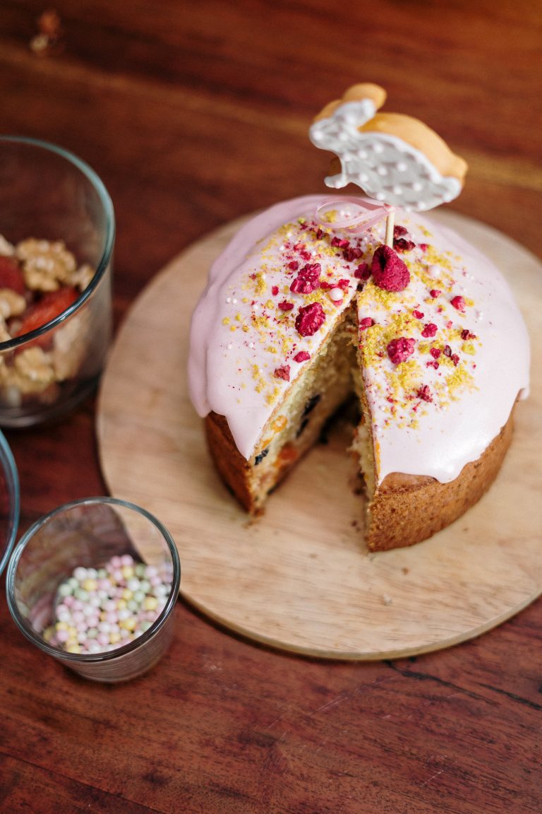 15 Easy, Creative, and Cute Easter Baking Ideas