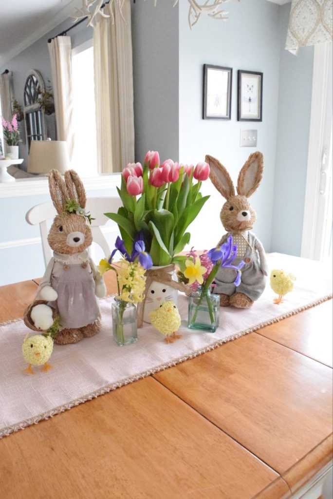 Tulips and Bunny Table Runner